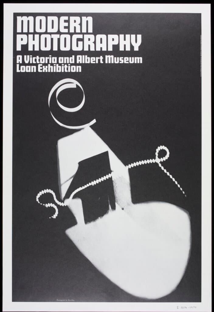 Modern Photography (1967)