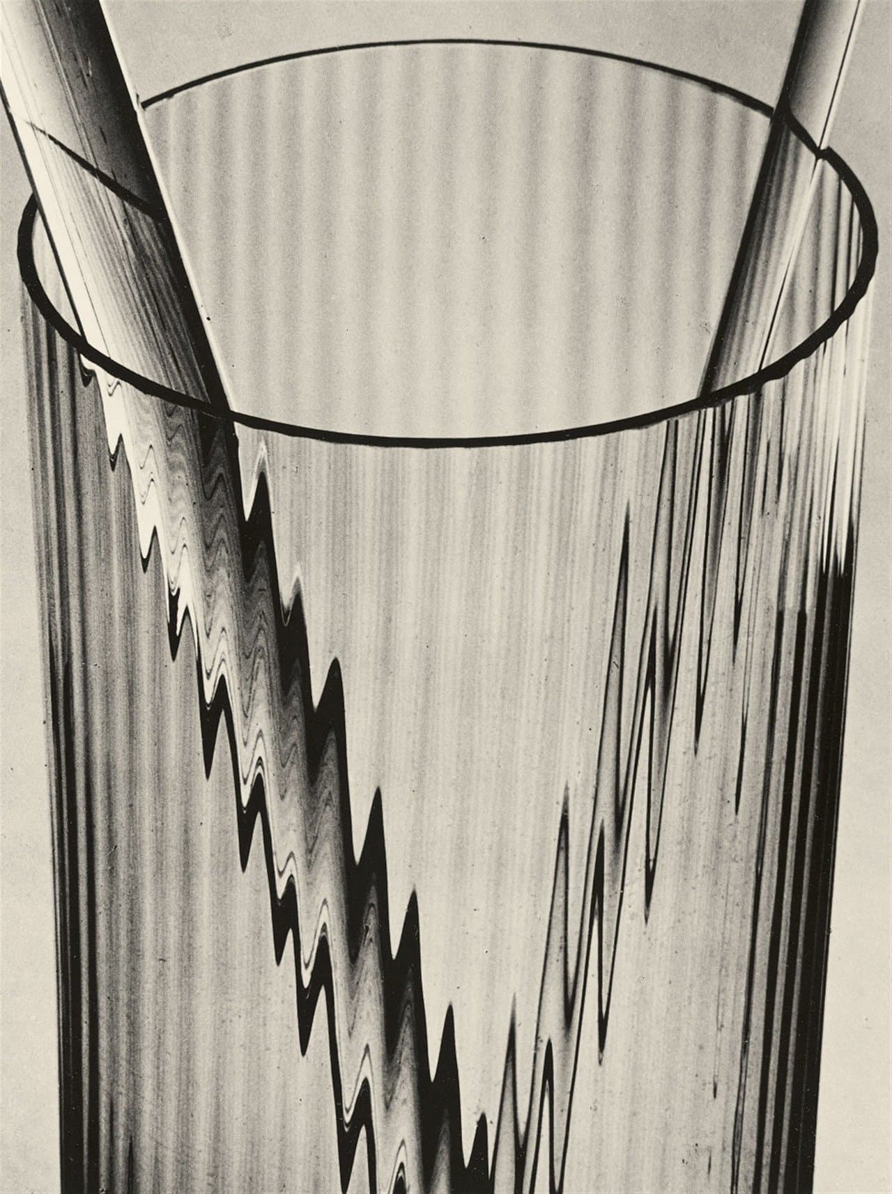 Photo by Willy Zielke, 1929-35.