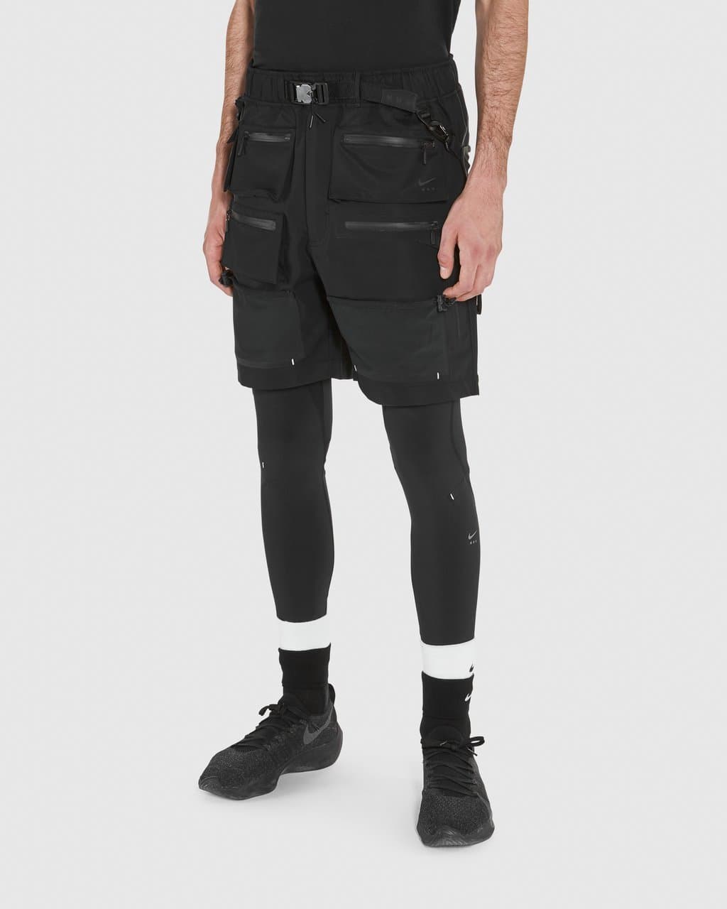 m-nikelab-mw-hyb-tight-aa3250-010-2_1024x.jpg