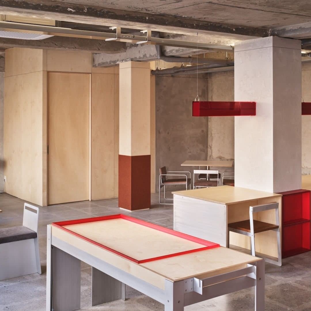 SSAP Coffee is a minimal cafe located in Ulsan, South Korea, designed by @designby83_official 

View more in bio

Photograph...