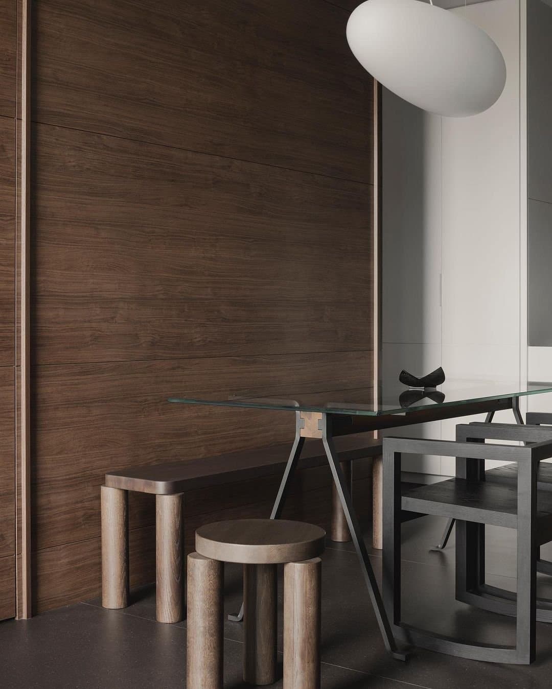 • 
A crisp portrait of the dining, alongside a thoughtfully curated selection of furniture. 

#thisishabit #ahabithome #lorc...