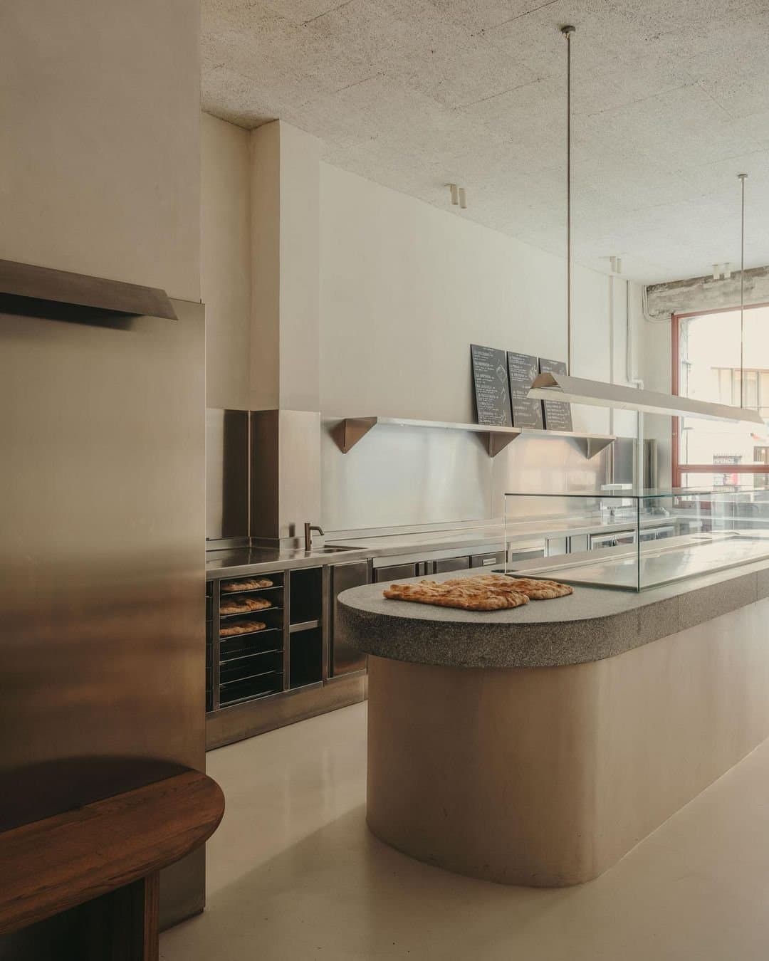 Focacciamo

Madrid, 2023

ph @salvalopez 

#interiordesign #architecture #planteaestudio 
#designmadrid