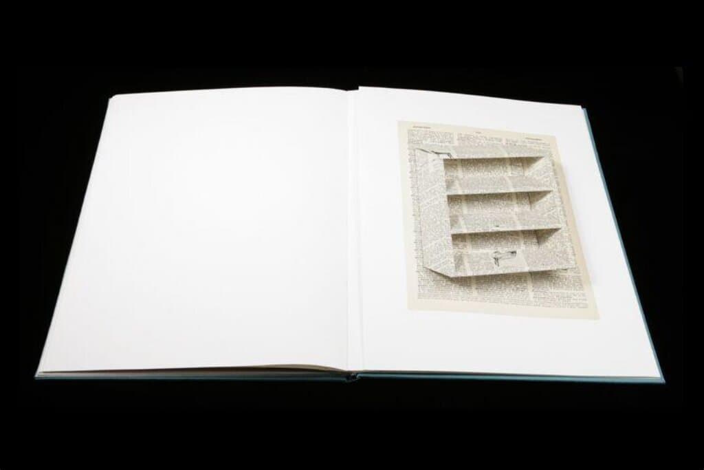 5 empty bookcases (1990)